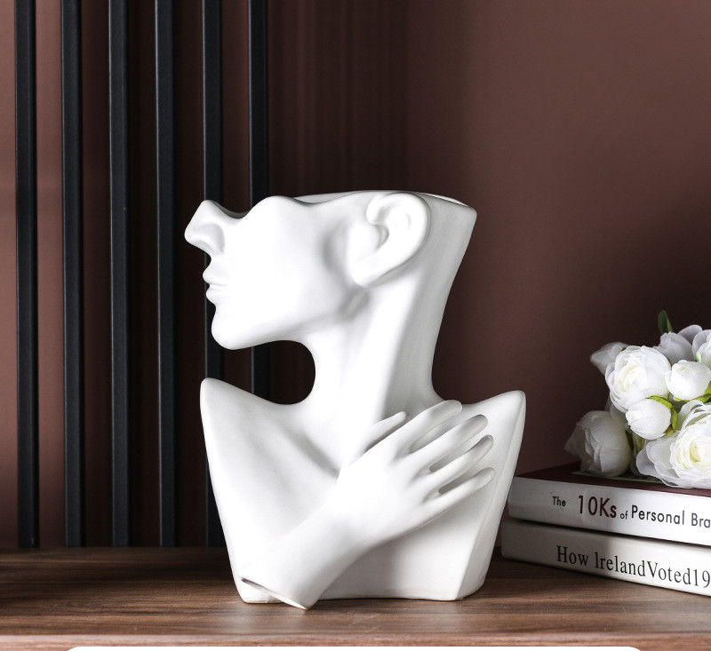 Human Body Shape Ceramic Vase – Modern Sculptural Home & Table Décor